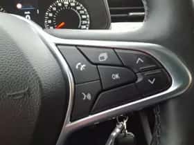 Renault Clio (2023) thumbnail 24
