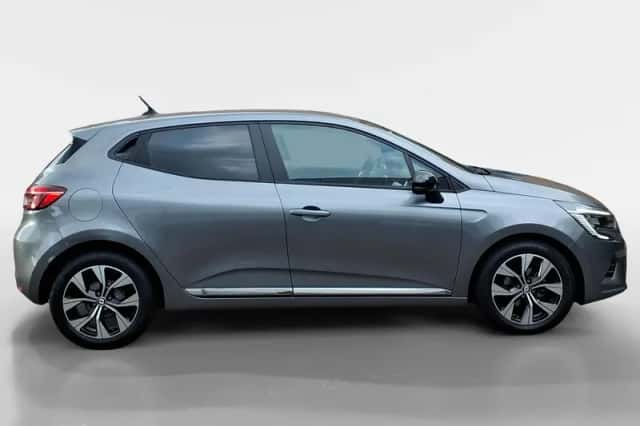 Renault Clio (2023) thumbnail 4