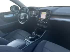 Volvo XC40 (2020) thumbnail 11