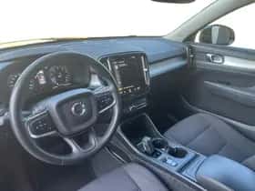 Volvo XC40 (2020) thumbnail 15