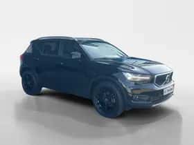 Volvo XC40 (2020) thumbnail 3