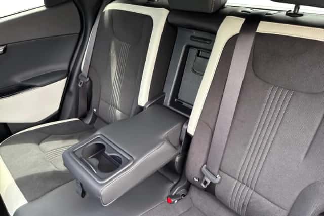 Kia EV6 (2022) thumbnail 26