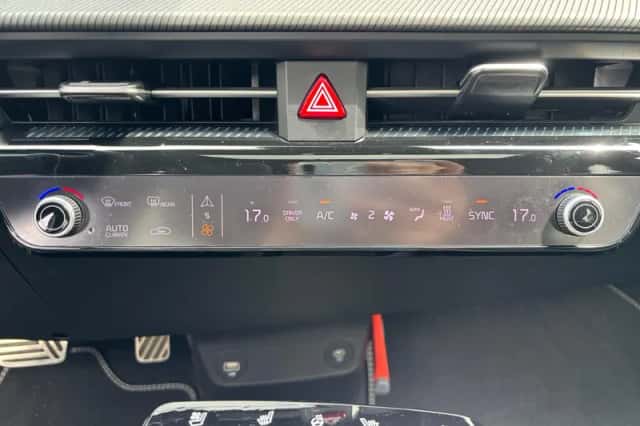 Kia EV6 (2022) thumbnail 30
