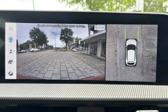 Kia EV6 (2022) thumbnail 33