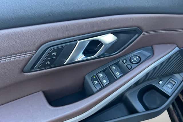 BMW 3-Serie (2023) thumbnail 11