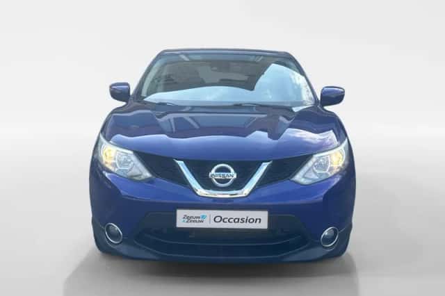 Nissan Qashqai (2015) thumbnail 2