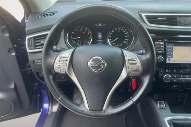 Nissan Qashqai (2015) thumbnail 18