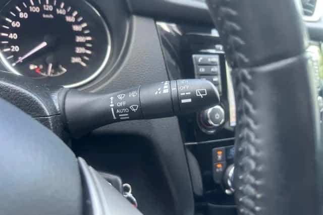 Nissan Qashqai (2015) thumbnail 24