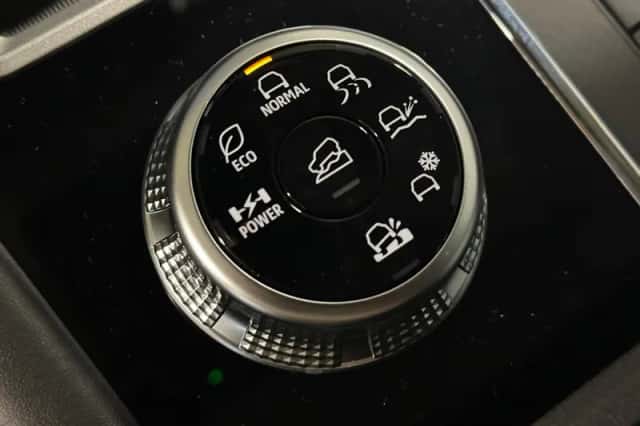Mitsubishi Outlander (2026) thumbnail 17
