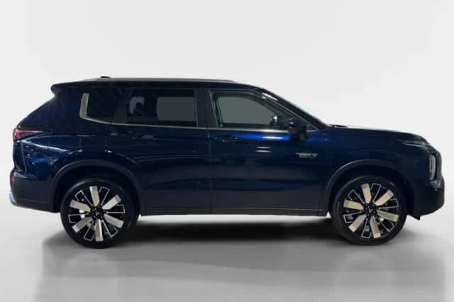 Mitsubishi Outlander (2026) thumbnail 8