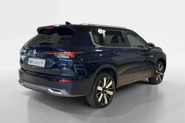 Mitsubishi Outlander (2026) thumbnail 9
