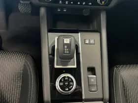 Mitsubishi Outlander (2026) thumbnail 12