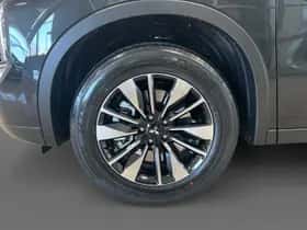 Mitsubishi Outlander (2026) thumbnail 13