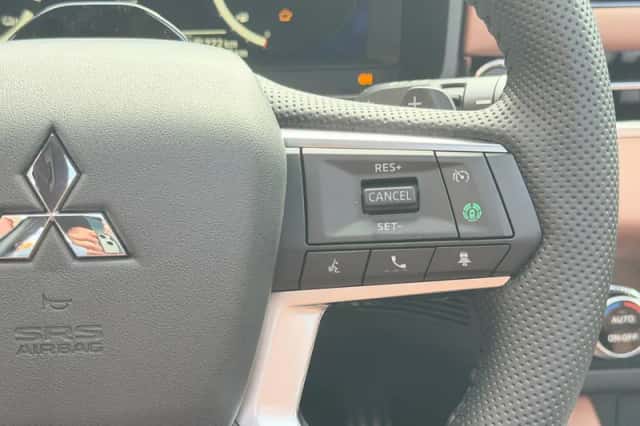 Mitsubishi Outlander (2026) thumbnail 15