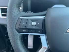Mitsubishi Outlander (2026) thumbnail 21