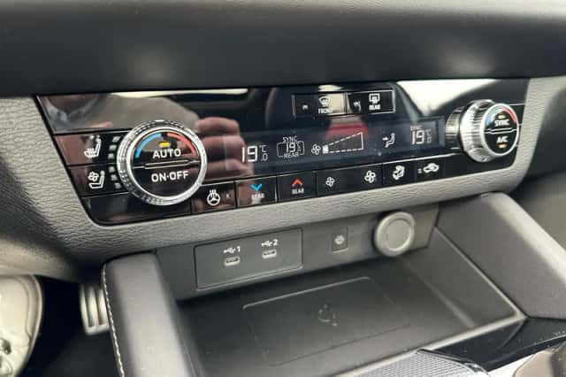 Mitsubishi Outlander (2026) thumbnail 23