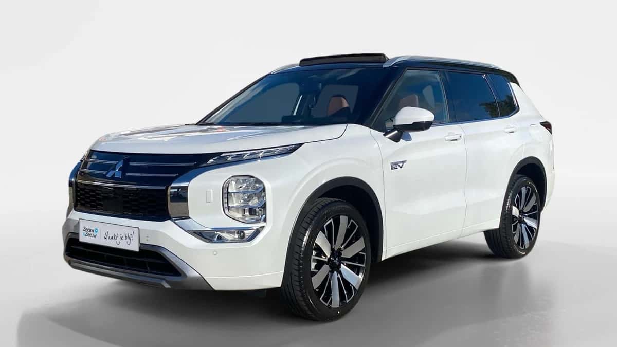 Mitsubishi Outlander (2026) — foto 1