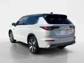 Mitsubishi Outlander (2026) thumbnail 5