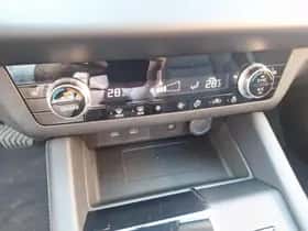 Mitsubishi Outlander (2026) thumbnail 17