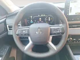 Mitsubishi Outlander (2026) thumbnail 19