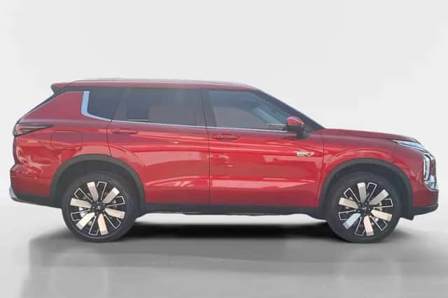 Mitsubishi Outlander (2026) thumbnail 3