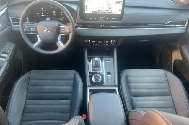 Mitsubishi Outlander (2026) thumbnail 13