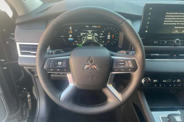 Mitsubishi Outlander (2026) thumbnail 23