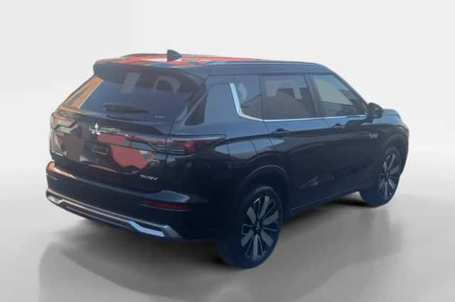 Mitsubishi Outlander (2026) thumbnail 5