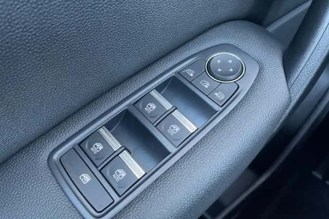 Mitsubishi Grandis (2026) thumbnail 24