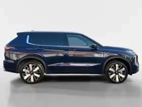 Mitsubishi Outlander (2026) thumbnail 3