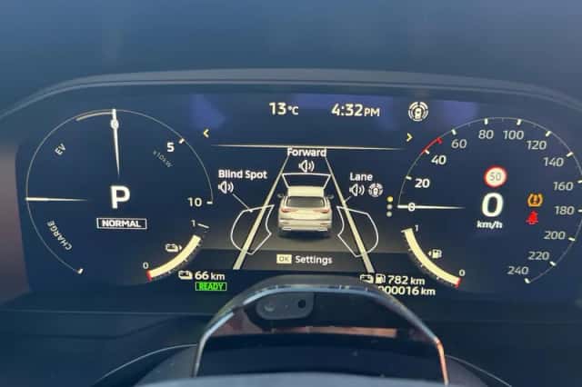 Mitsubishi Outlander (2026) thumbnail 22