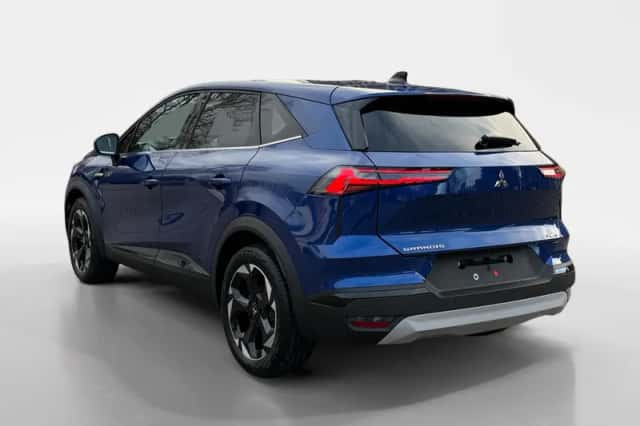 Mitsubishi Grandis (2026) thumbnail 13