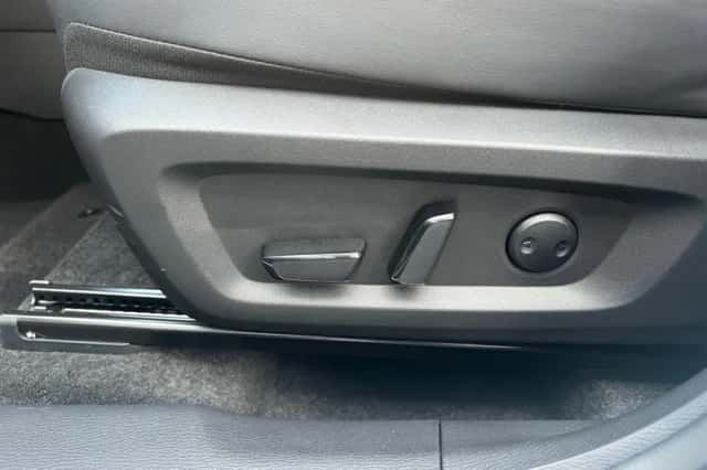 Mitsubishi Outlander (2026) thumbnail 16