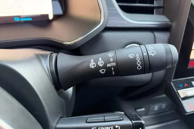 Mitsubishi ASX (2025) thumbnail 17
