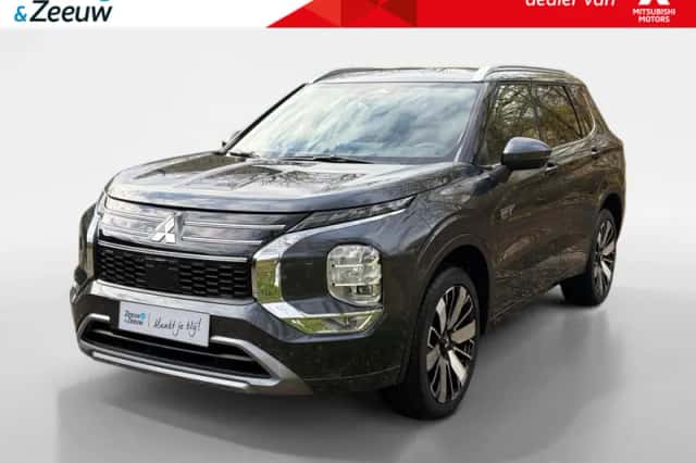 Mitsubishi Outlander (2025) thumbnail 1