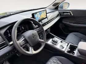 Mitsubishi Outlander (2025) thumbnail 13