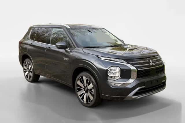 Mitsubishi Outlander (2025) thumbnail 6