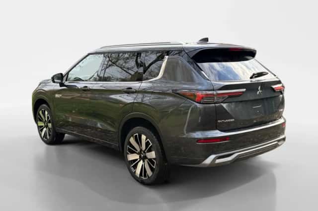 Mitsubishi Outlander (2025) thumbnail 7