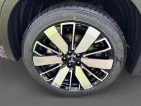 Mitsubishi Outlander (2025) thumbnail 9