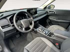 Mitsubishi Outlander (2026) thumbnail 11