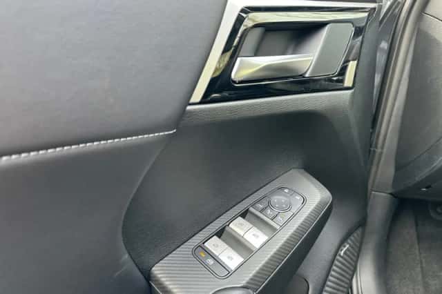 Mitsubishi Outlander (2026) thumbnail 15