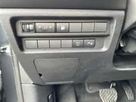 Mitsubishi Outlander (2026) thumbnail 16