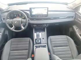 Mitsubishi Outlander (2026) thumbnail 11