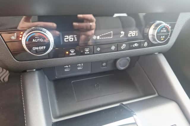 Mitsubishi Outlander (2026) thumbnail 18