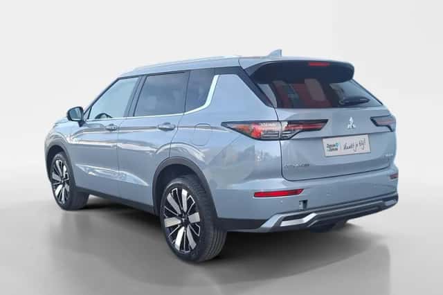 Mitsubishi Outlander (2026) thumbnail 8