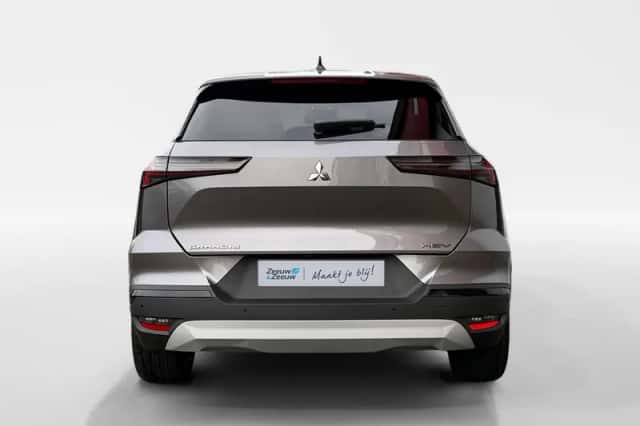 Mitsubishi Grandis (2026) thumbnail 8