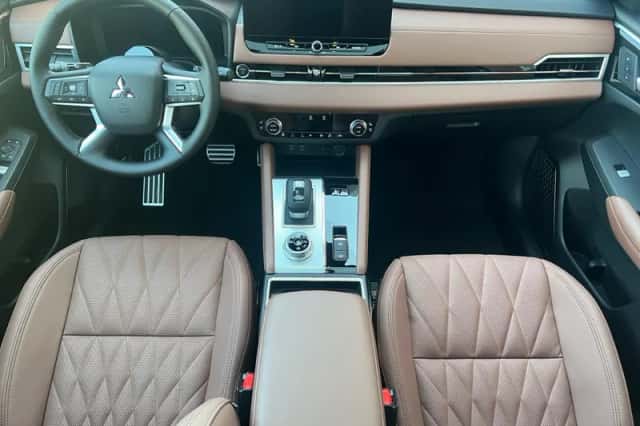Mitsubishi Outlander (2026) thumbnail 18