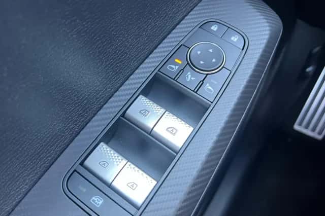 Mitsubishi Outlander (2026) thumbnail 31