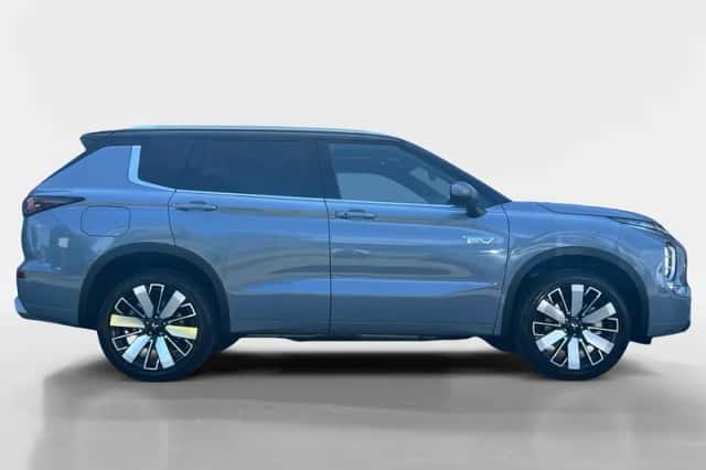Mitsubishi Outlander (2026) thumbnail 6