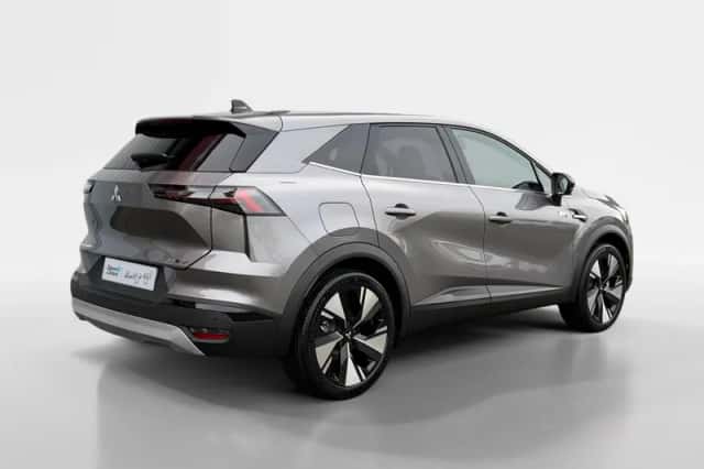 Mitsubishi Grandis (2026) thumbnail 4